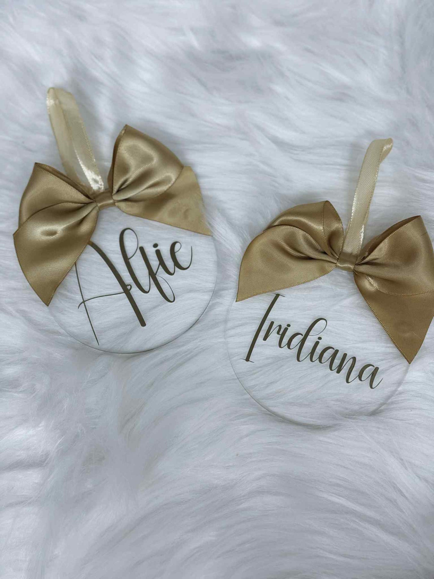 Clear Acrylic Bauble 10cm