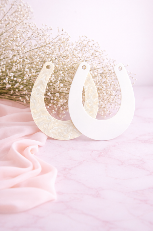 Acrylic Horse Shoe